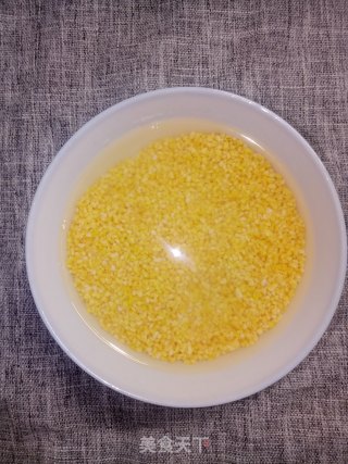 Corn Grits with Red Dates recipe