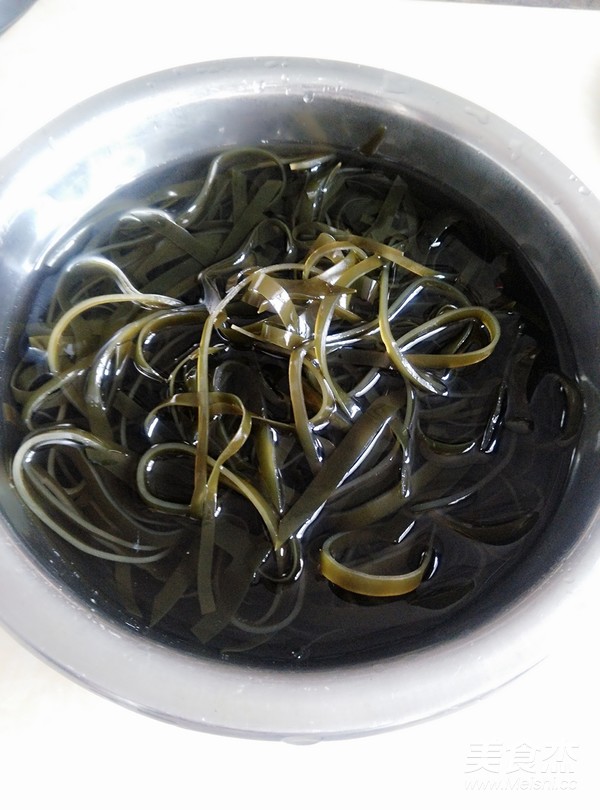 Golden Needles Mixed with Kelp Shreds recipe