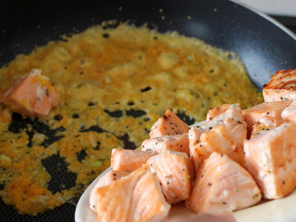 Baked Salmon with Salted Egg Yolk recipe