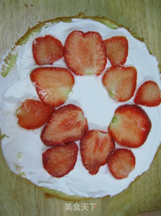 Strawberry Shado Cake recipe