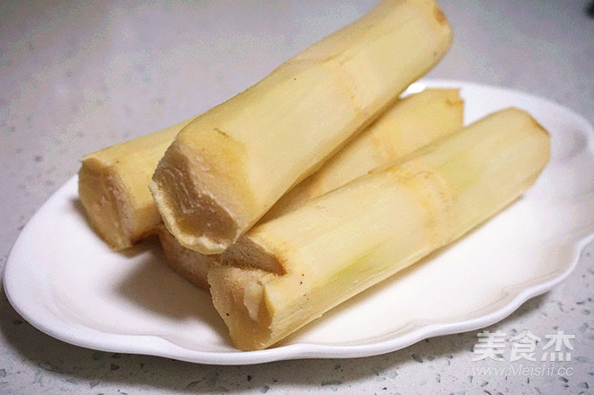 Sugar Cane and Horseshoe Sweet Soup recipe