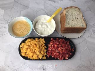 Strawberry Mango Sandwich recipe