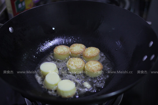 Jin Yu Man Tang Roasted Tofu recipe