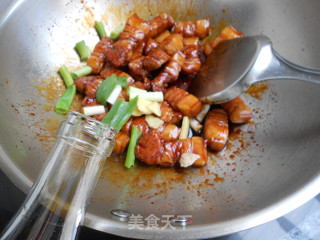 Braised Pork with Peach recipe