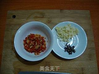 Refreshing Small Cold Dish-----【chop Pepper and Mix Ears】 recipe