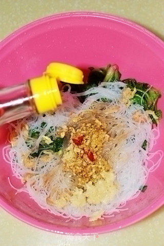 Vermicelli with Spinach and Dried Shrimp recipe