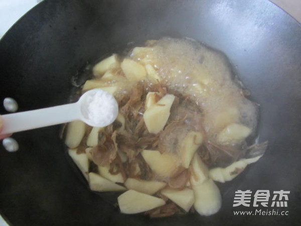 Boiled Bamboo Shoots and Dried Vegetables recipe