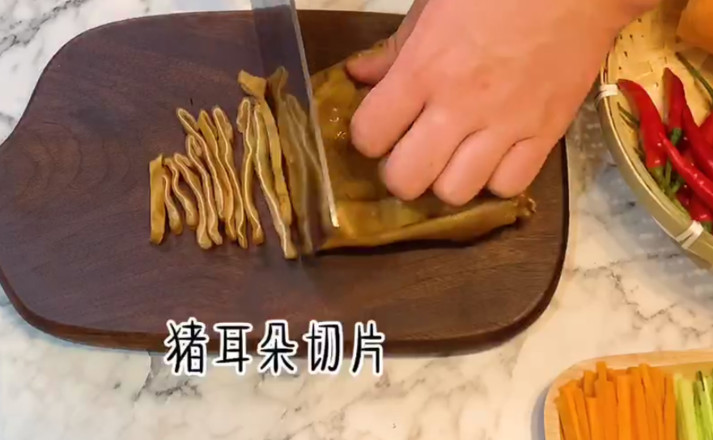 Pork Ears in Red Oil recipe