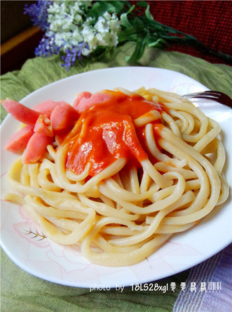 Pasta Noodles with Spaghetti Sauce