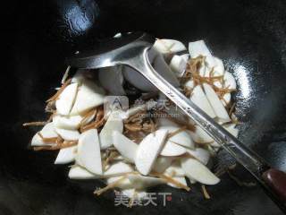 Stir-fried Rice White with Bamboo Shoots and Dried Vegetables recipe