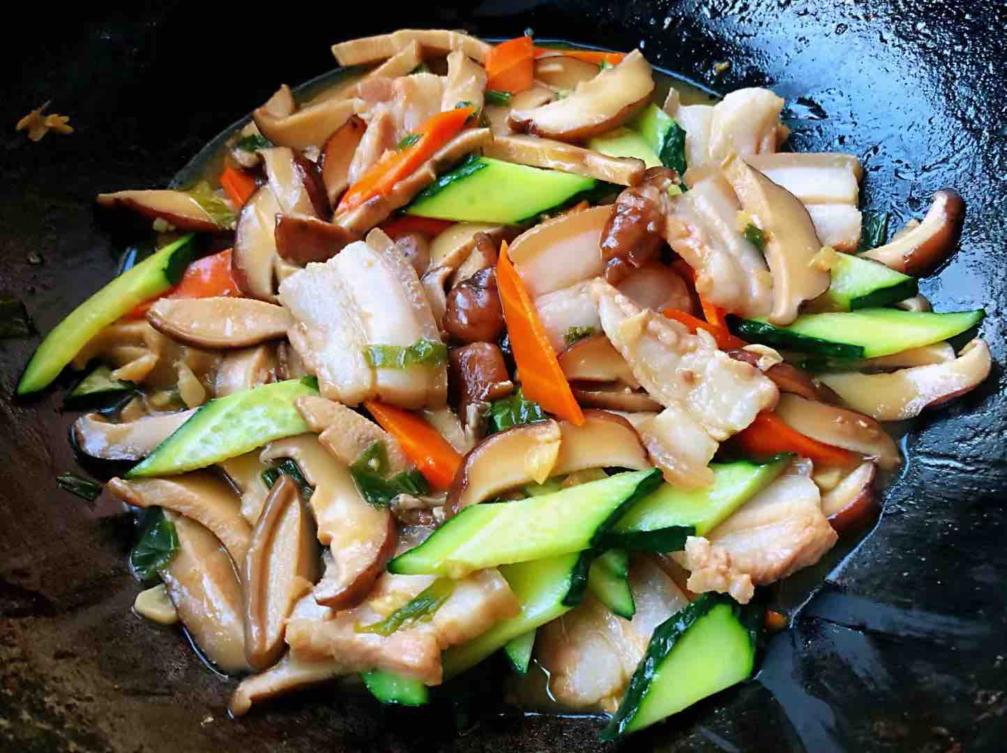 Stir-fried Pork with Mushrooms recipe