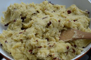 Cranberry Honey Mung Bean Cake recipe