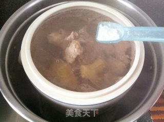 Stewed Pork Bone Soup recipe