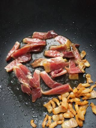 Stir-fried Cabbage with Ham recipe