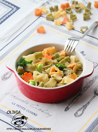 Heart-shaped Pasta with Cheese