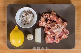 Lemon Osmanthus Pork Ribs recipe