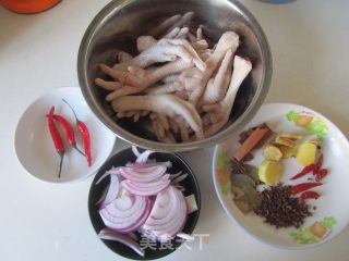 Thai Sour and Spicy Chicken Feet recipe