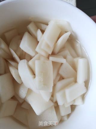 Spicy and Sour Radish Peel recipe