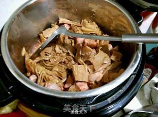 Southern Braised Pork with Bamboo Shoots recipe