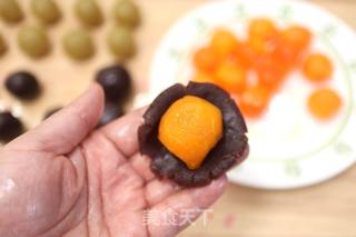 White Lotus Paste & Red Bean Paste Egg Yolk Moon Cake recipe