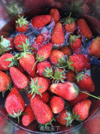 Strawberry Milkshake recipe