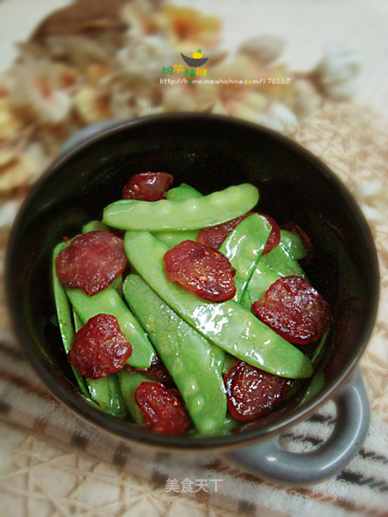 Fried Sausage with Snow Pea recipe