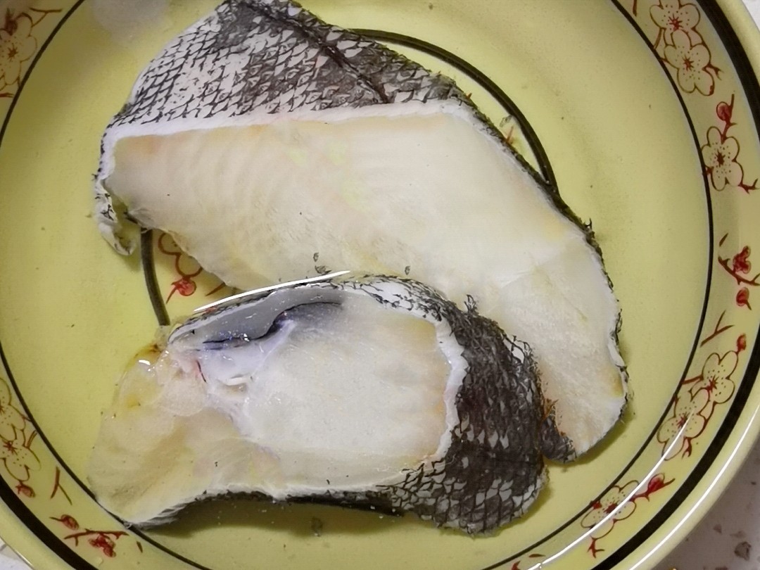 The Cod is Steamed Like This, The Meat is Tender and Tasty, Fresh and Delicious recipe