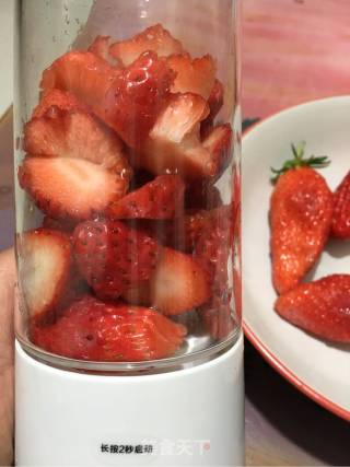 Strawberry Milkshake recipe