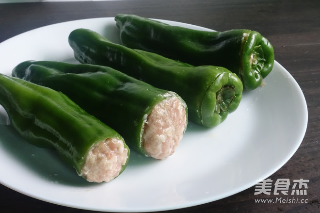 Stuffed Meat with Tiger Skin and Green Peppers recipe