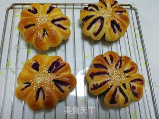 #花样美食#purple Sweet Potato Flower Bag recipe