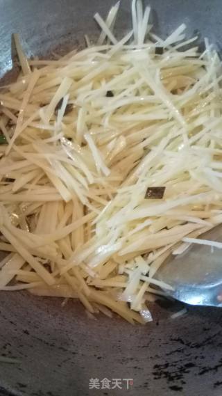 "quick Hand Stir-fry" Vegetarian Fried Potato Shreds recipe