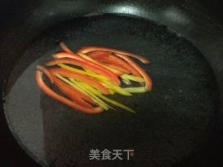 【tianjin】colorful Peppers Mixed with Ears recipe