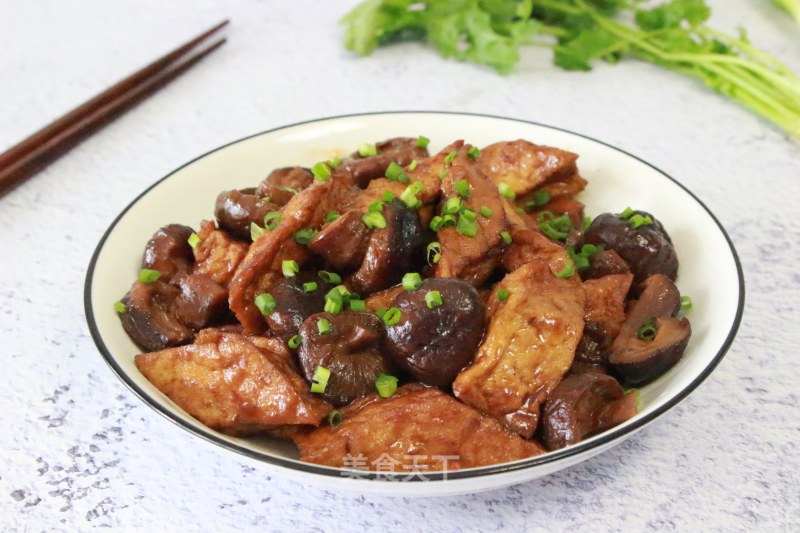 Braised Tofu with Mushrooms in Oyster Sauce