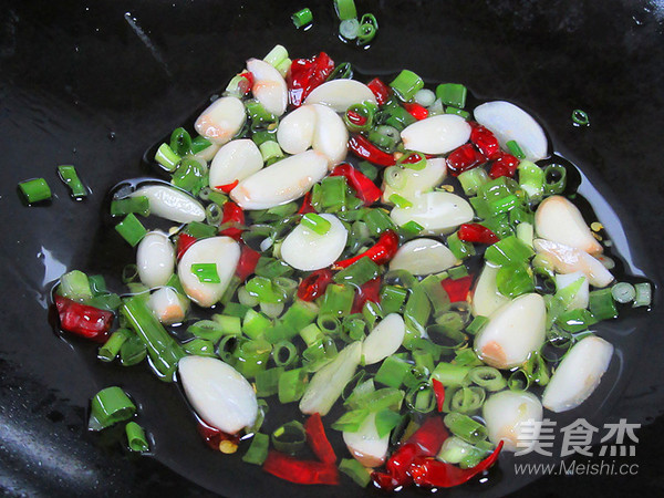 Loofah Stewed Tofu recipe