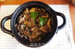 Dian-flavored Sauerkraut and Konjac Vermicelli in Clay Pot recipe