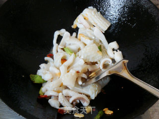 <taiwanese Cuisine> Stir-fried Flower Sticks (cuttlefish) recipe