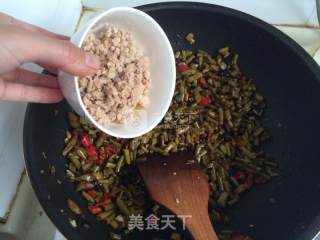 Stir-fried Minced Pork with Capers recipe