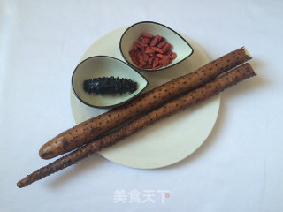 Sea Cucumber and Yam Wolfberry Soup recipe