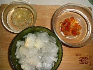 Beauty Products-snow Lotus Seeds and Peach Tears recipe