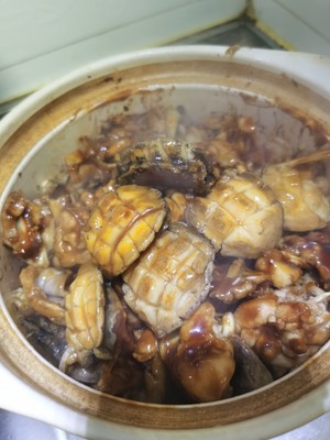 Abalone, Bullfrog and Chicken Pot recipe