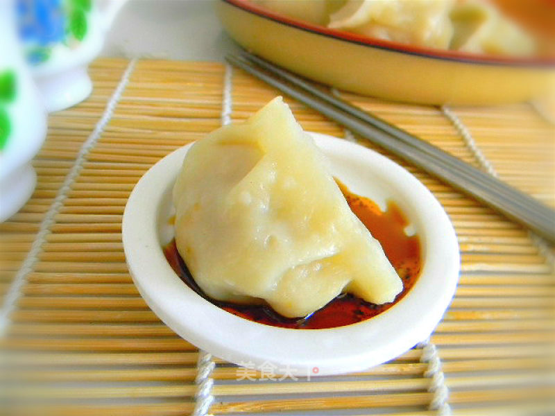 Steamed Dumplings with Pork and Radish recipe