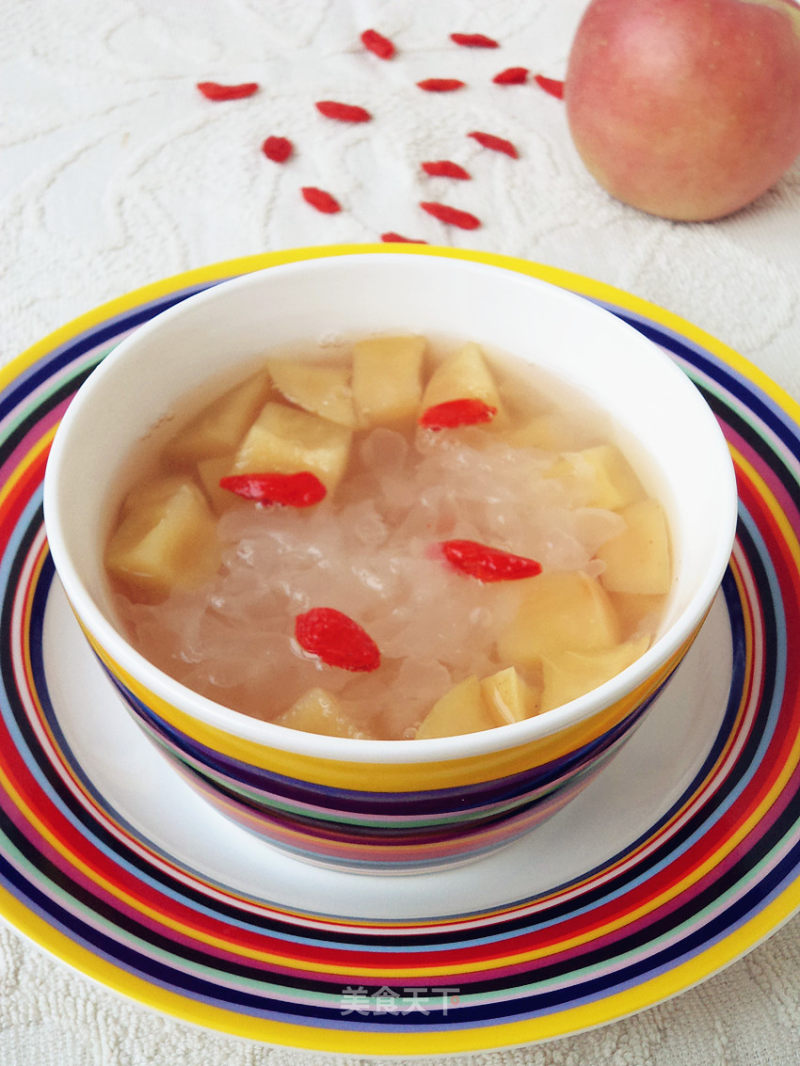 Apple Tremella Soup recipe