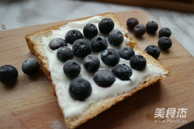 Breakfast Fruit Toast recipe