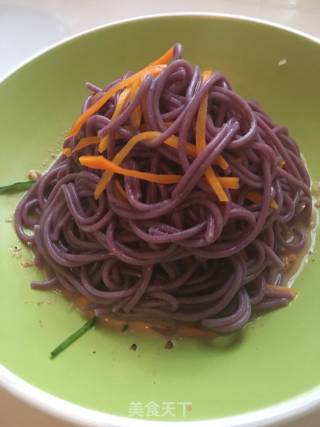 Cold Noodles with Sesame Sauce and Purple Potato recipe