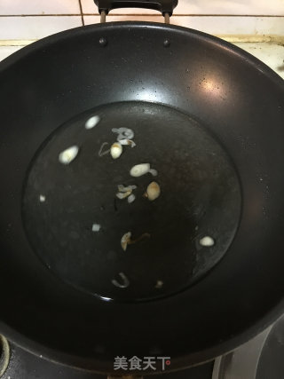 Sea Cucumber and Tremella Soup recipe