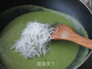 Pea Whitebait Soup recipe