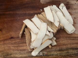 Stir-fried Dried Bean Curd with Cowpea recipe