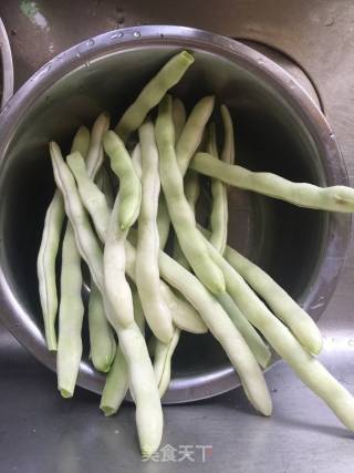 Vegetarian Stir-fried Clover Beans recipe