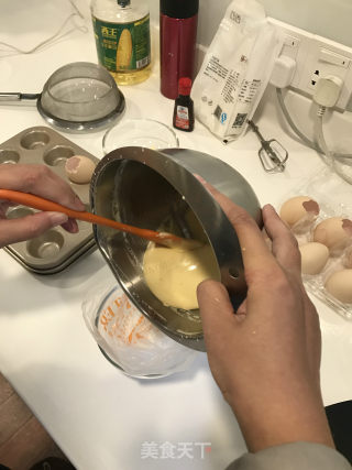 Cute Dripping Chicken Cake recipe