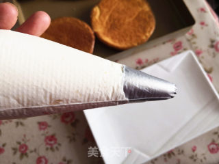 Mango Hug Cake Roll recipe